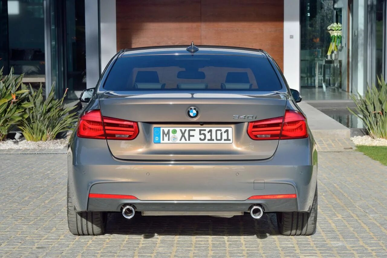 Bmw 3 задний. BMW 3 f30 Рестайлинг. BMW 3 f30 LCI. BMW 3 f30 2015.