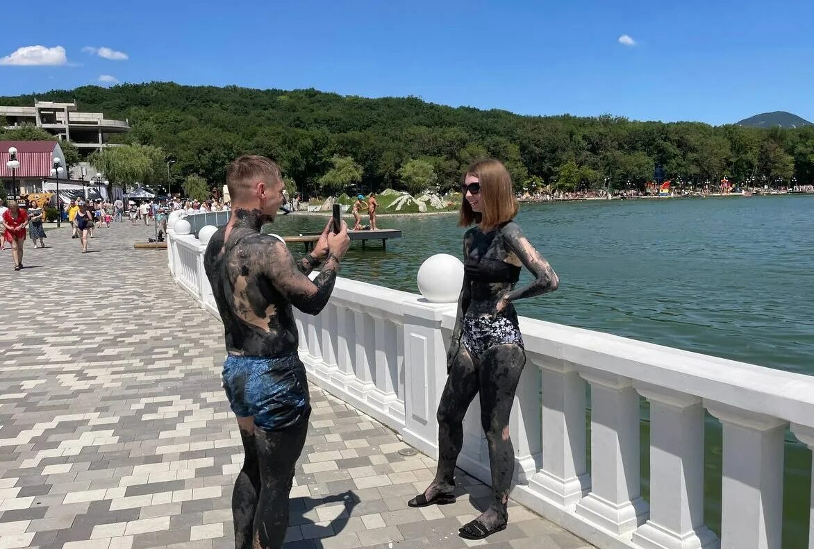 Фестиваль железная грязь. Фестиваль в железноводске. Лимонад ярмарка. Ставрополь железноводск. Фестиваль целебной грязи «железная грязь».