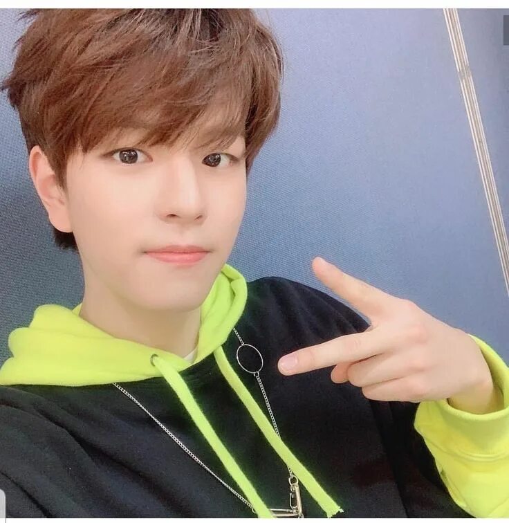 Сынмин из stray. Stray kids сынмин. сынмин stray kids 2025.