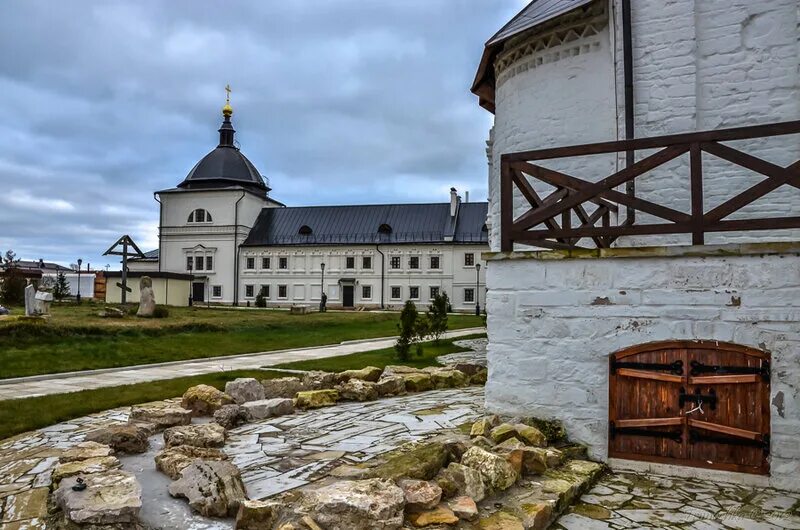 Свияжский комплекс. Казань раифа свияжск. Монастырь острова-града свияжск. Свияжский комплекс. Свияжский комплекс.