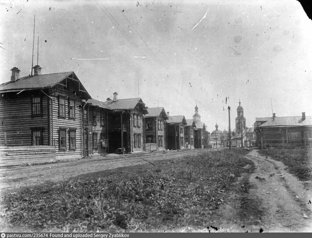 Школа 109 пермь учителя. История улицы учителей. Грузинская улица казань история. Завод улица. Институт усовершенствования учителей.