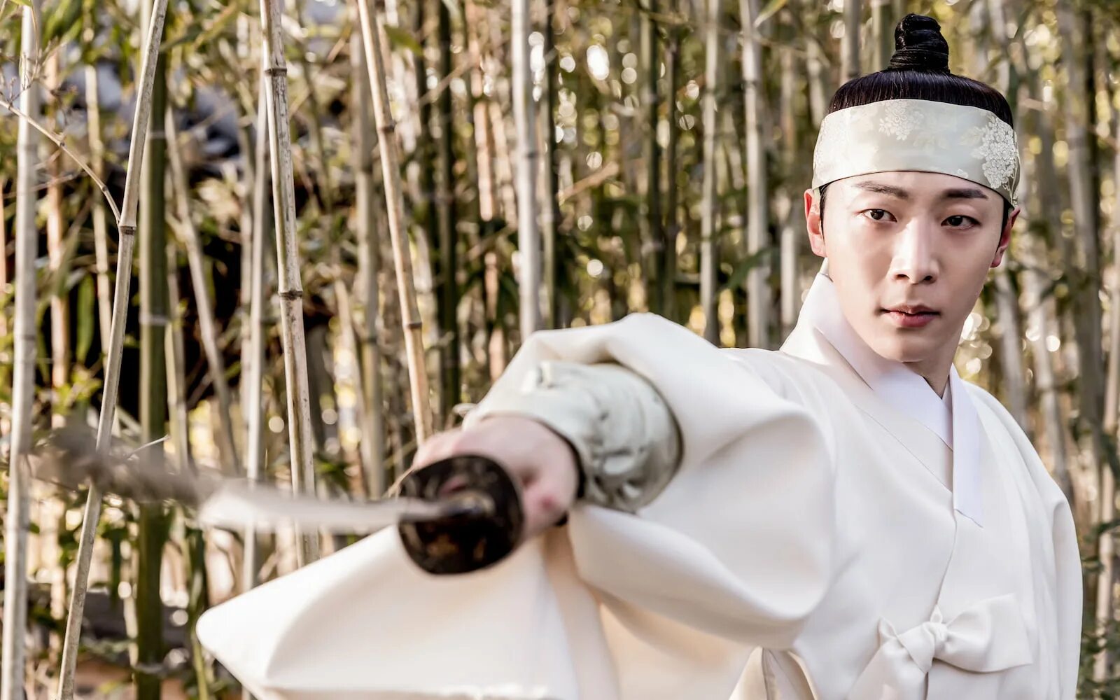 Боссам воровство судьбы дорама. Чирисан дорама. Босс судьба дорама. Юн квон. Босс судьба дорама.