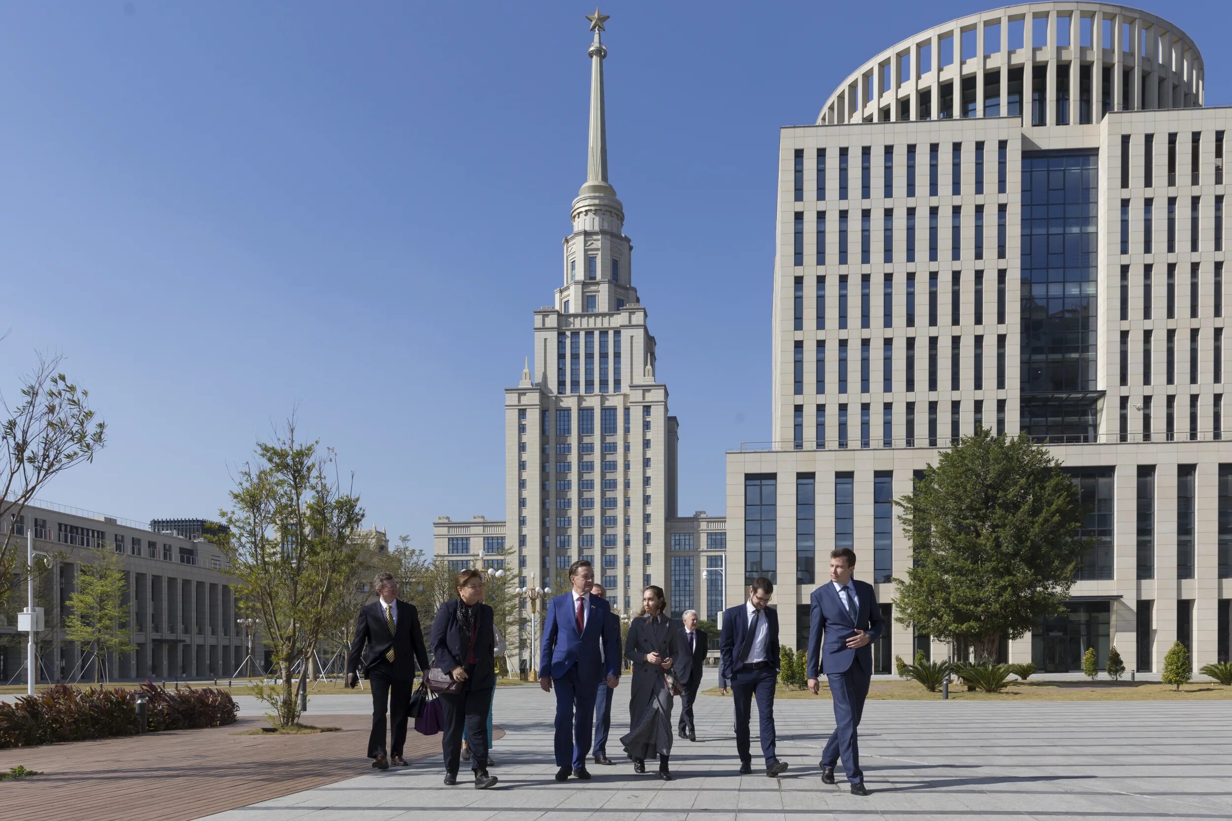 Университет мгу ппи. МГУ Шэньчжэнь. МГУ-ППИ В Шэньчжэне. Филиал МГУ Шэньчжэнь.