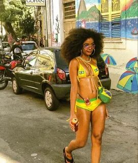 Yalangoch braziliyalik ayollar fotosuratlari