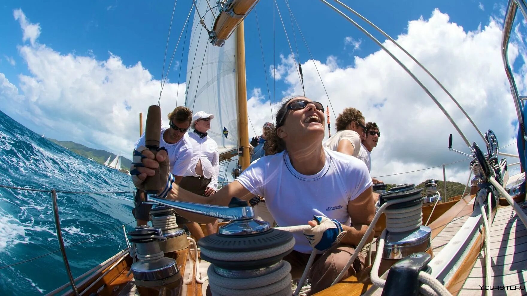 Lets sailing. The sailing regatta в греции. путешествие на паруснике. путешествие на яхте. команда на яхте.