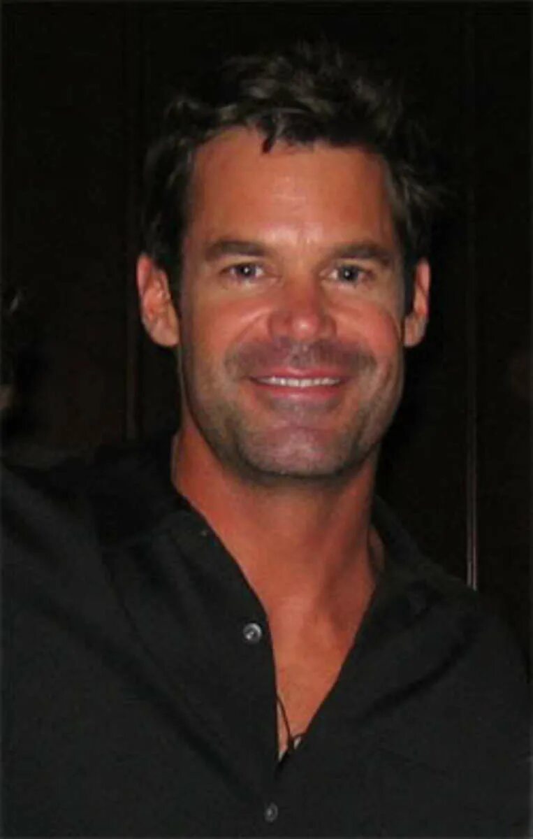Tuc watkins 2022. Tuc watkins. Кевин рам отчаянные домохозяйки. Так уоткинс. Мумия 1999 так уоткинс.