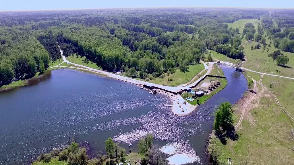 Лаки парк купить. Лаки парк Новосибирск. Лаки парк Пашино Новосибирск. Лаки парк Новосибирск бассейн. Lucky Park Новосибирск коттеджный поселок.