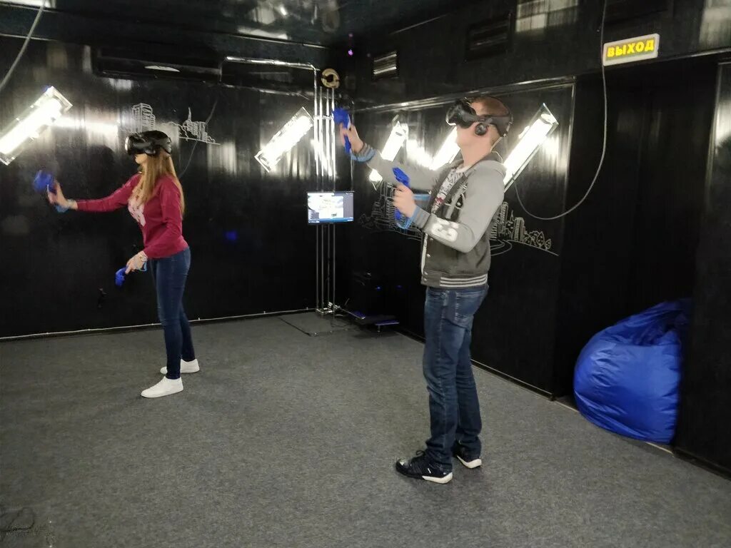 виар тула. вр клуб волгодонск. детский день рождения виртуальная реальность. арена виртуальной реальности чебоксары мтв. вр зона.