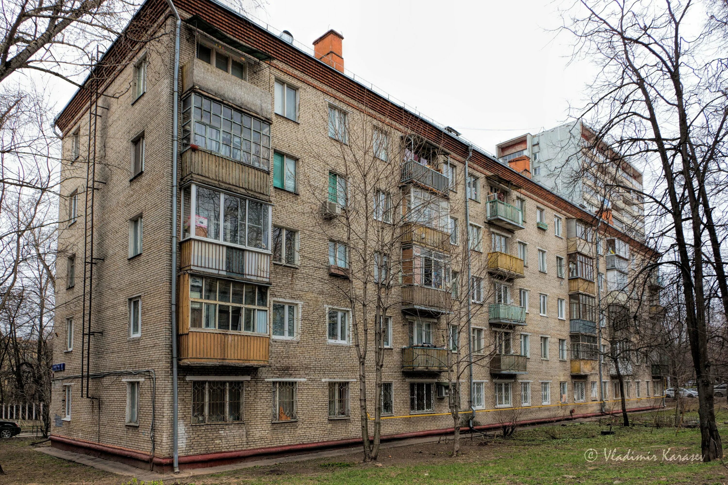 Фото пятиэтажного дома. Хрущевка кирпичная 1 511. I-511/25би. 1-511 Кирпичный пятиэтажный дом..