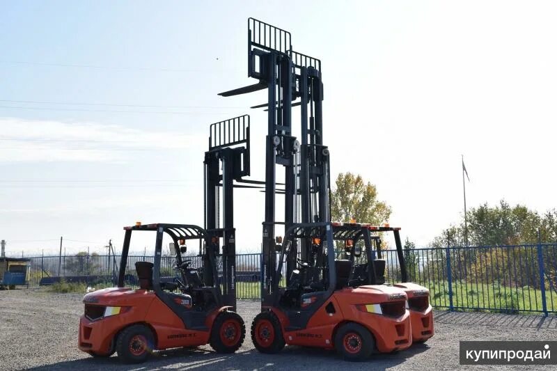 Дизельный вилочный погрузчик lonking fd15t. Вилочный погрузчик аренда. Вилочный погрузчик стреловой. Ep cpcd30t3 с кабиной. Погрузчик дизельный hangcha cpcd50-ag42.