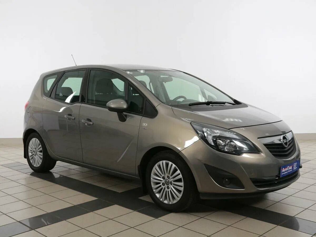 Opel Meriva b. Opel Meriva 1 Рестайлинг. Opel Meriva 2013. Opel Meriva b 1.4 Turbo. Двигатель мерива б