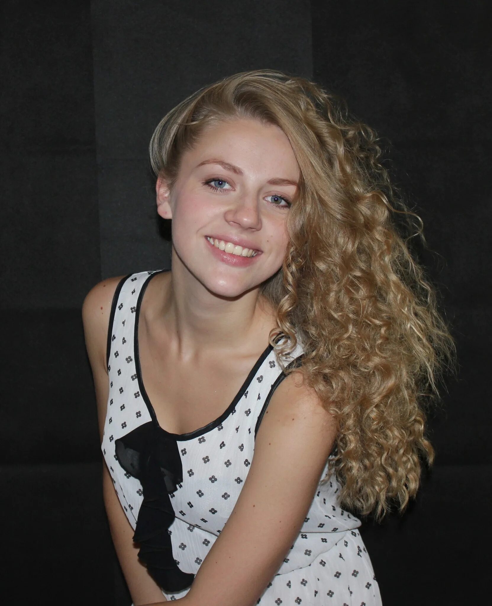 взрослые дети актриса. киноактриса зоя федорова. взрослые дети кадры из фильма 1961. селезнева наталья фильмы в детстве. взрослые дети актриса.