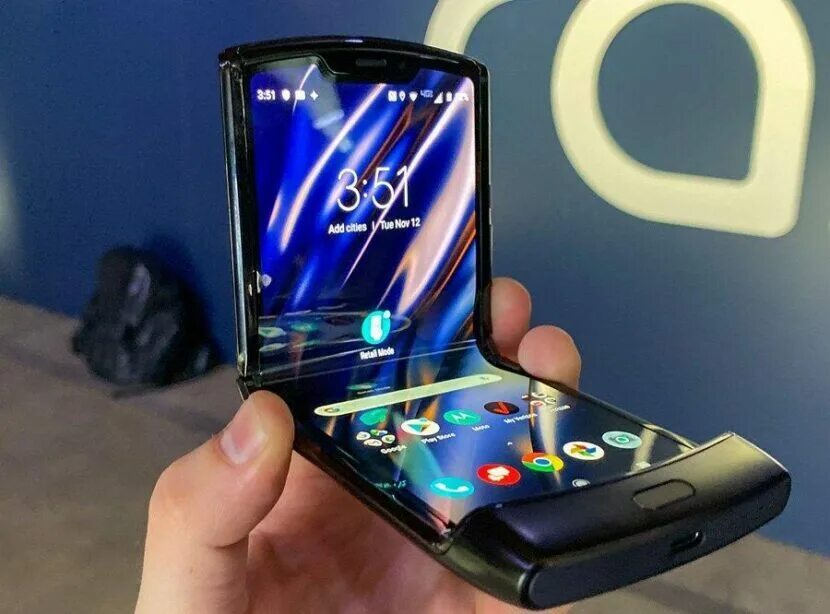 Motorola RAZR 5g. Моторола рейзер 2020 5g. Moto RAZR 5g
