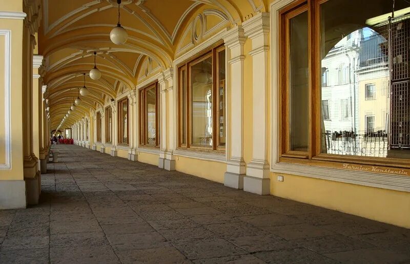 гостиный двор квартиры. малая садовая квартира 55. гостиный двор на ильинке. малый гостиный двор санкт-петербург. бристоль гостиный двор москва.