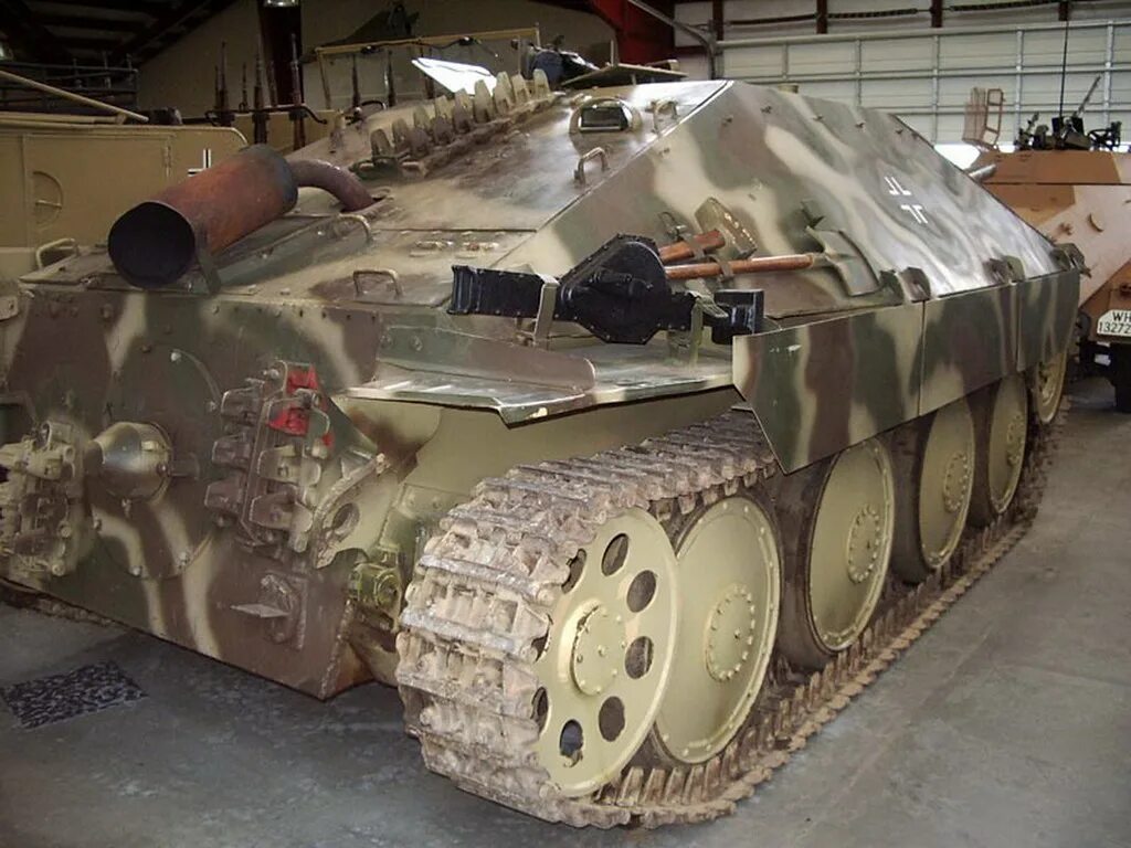 Хетзер. Hetzer танк. САУ Хетцер. Немецкая САУ "Hetzer". Jagdpanzer 38.