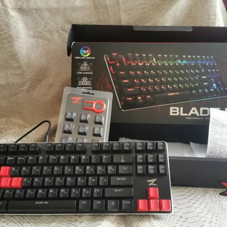 Ardor gaming chaos 300m. Zet Gaming Blade Pro Kailh Red. Ardor(zet Gaming)Blade Pro. Клавиатура Ардор гейминг Blade Pro. Клавиатура Зет гейминг блейд про.