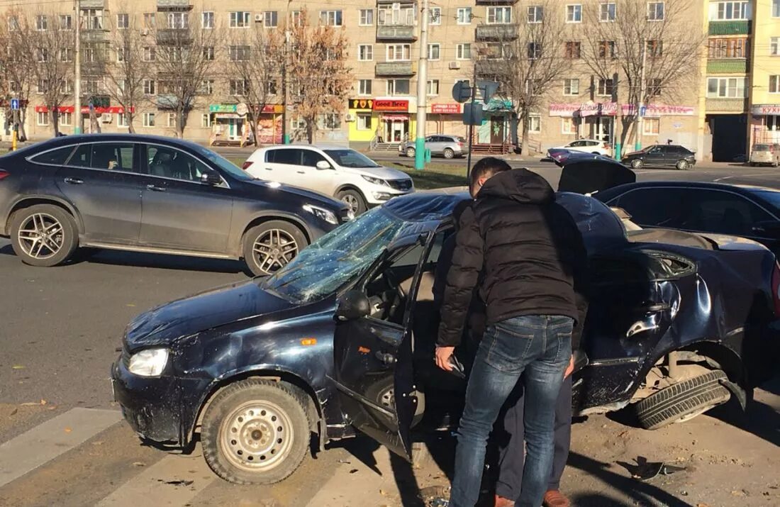 Новости пензы авария. Происшествия Пенза сегодня последние свежие события. ДТП У глобуса Новосибирск.