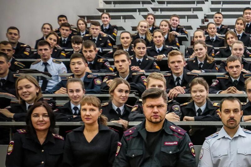 В Омской академии МВД России состоялось торжественное мероприятие, посвященное 1