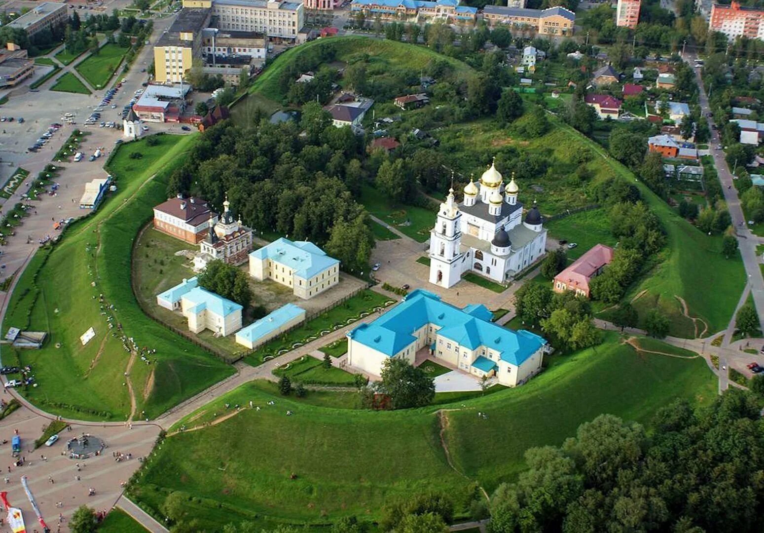 Дмитровск подмосковье