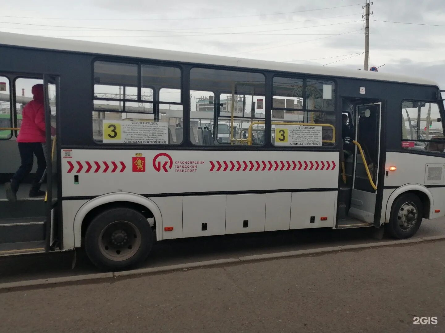 Автобус 3 красноярск маршрут. Автобус 3 красноярск. автобус м3. автобус н3. лиа3 автобус.