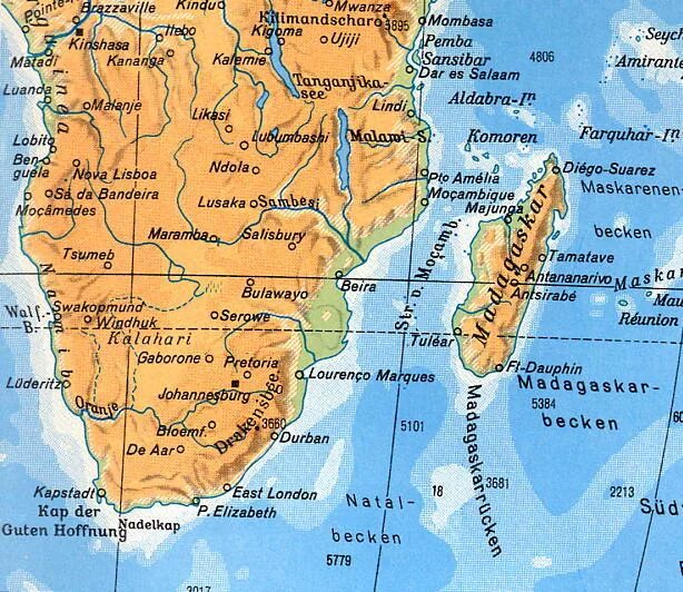 Остров Мадагаскар на карте. Мадагаскар географическое положение на карте. Остров Мадагаскар на карте Африки. Остров Мадагаскар на физической карте.