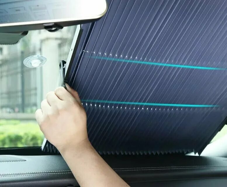 Экран на стекло автомобиля. Защитный экран для авто. Солнцезащитные шторки для автомобиля. Защитные экраны для автомобильных окон. Защитный экран от солнца.