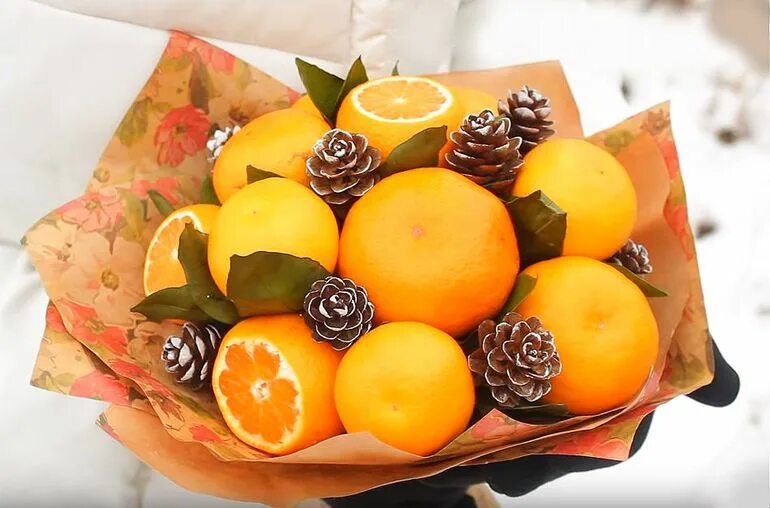 композиция из мандаринов на новый год. букетик из мандаринов своими руками. букет из мандаринов своими руками пошаговое фото. букет из апельсинов. букет из мандаринов своими руками пошаговое фото.