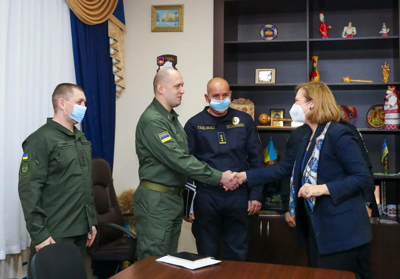 Военное обозрение новости. Военное обозрение последние новости сегодня. Военнополитическое обозрение в мире. Военное обозрение новости сегодня в мире. Uss thomas hudner (ddg-116).