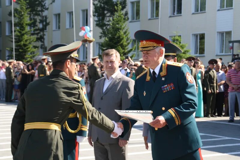 Вузы вв. Курсанты спви внг. Вузы вв. Вузы вв. Институт войск национальной гвардии новосибирск.
