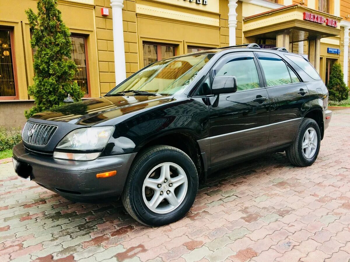 Lexus 2000 года. Лексус rx300 2000. Лексус РХ 300 2000. Лексус РХ 300 2000 черный. Lexus RX 300 2000 черный.