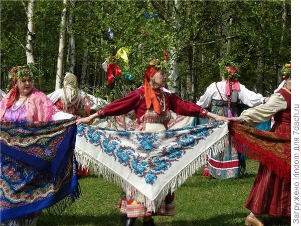 Хоровод с платками. Хоровод с платочками. Хоровод с шалями. Фотосессия хоровод с платками.