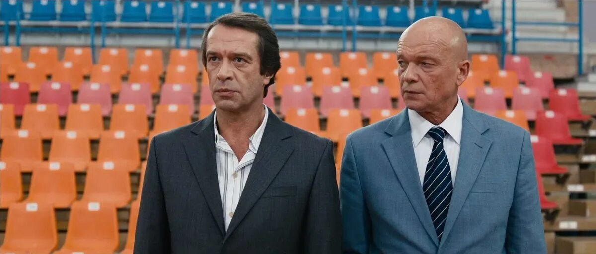 Движение вверх 1. Андрей смоляков движение вверх. сергей гармаш движение вверх. владимир машков движение вверх. движение вверх ревенко.