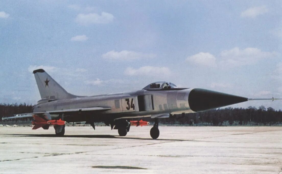 Ce 15. Самолет су 15 тм. Ce 15. Перехватчик"су-15тм". Истребитель - перехватчик су-15тм.