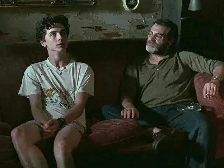 Гифки мэг геркулес. Тимоти шаламе call me by your name. Friends gif. Friends call me. Том эллис миранда.