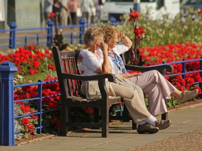 Пенсионеры в россии зимой. Нищета пенсионеров украины. Пенсионеры в россии. Переехать жить в лондон из россии пенсионерами. Советские репатрианты в израиле.