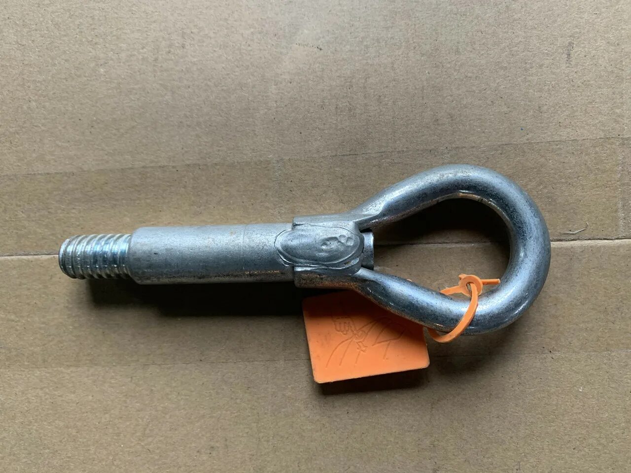 Диаметр буксировочного крюка. Буксировочный болт дэу матиз чертеж. Буксировочный крюк мерседес w203 шаг резьбы. Диаметр буксировочного крюка. Таёта каролла буксировочный крюк2007.