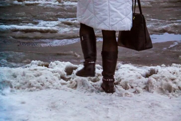 Холодно в зимних ботинках