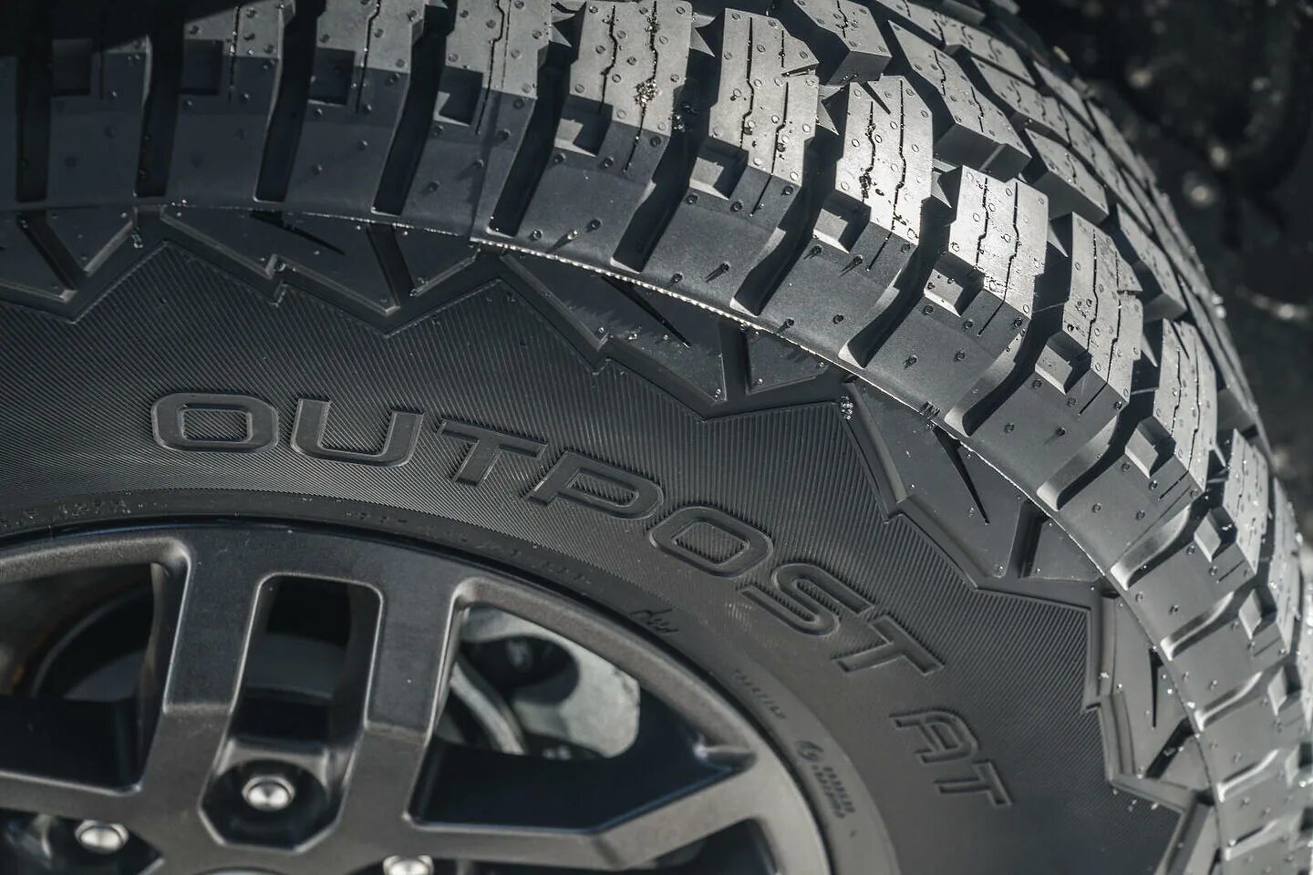 Шины nokian outpost at. Nokian tyres outpost at 265/60 r18. резина нокиан ат 245/70/16. nokian tyres outpost at. 265/60/18 nokian outpost at.
