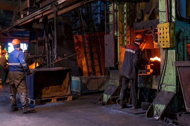 юргинский машиностроительный завод кузнечно-прессовый цех. узтм 5а. кузнечный завод адрес. кузнечный завод адрес. кузнечный завод камаз.