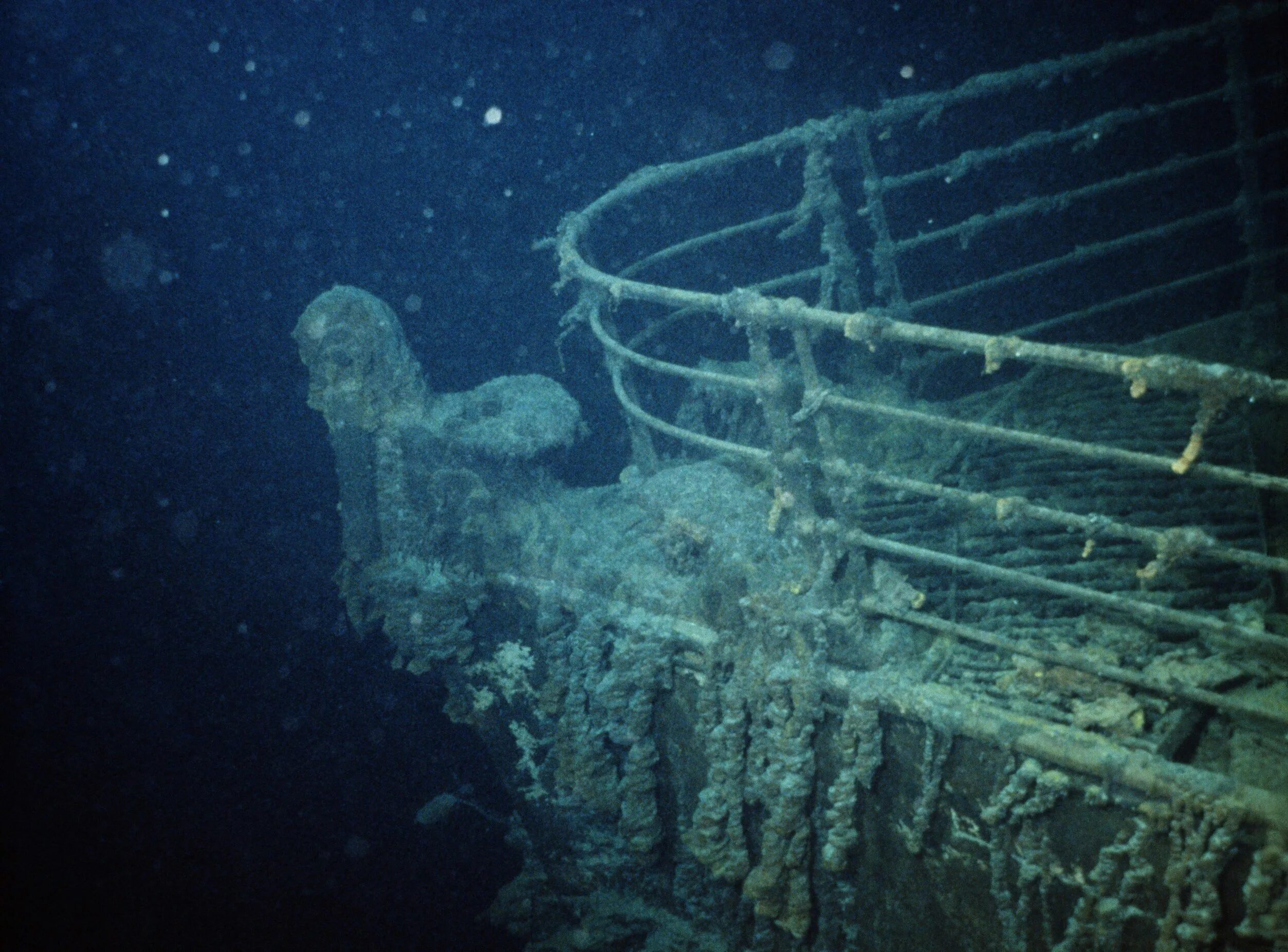 3 дня на дне океана. Титаник под водой 1985. Титаник на дне 1985. Титаник на дне. Подводный музей Британик.