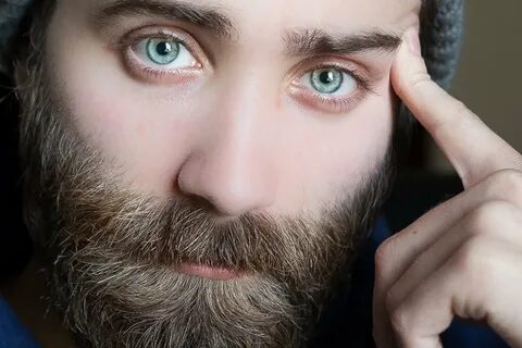 Large blue eyes