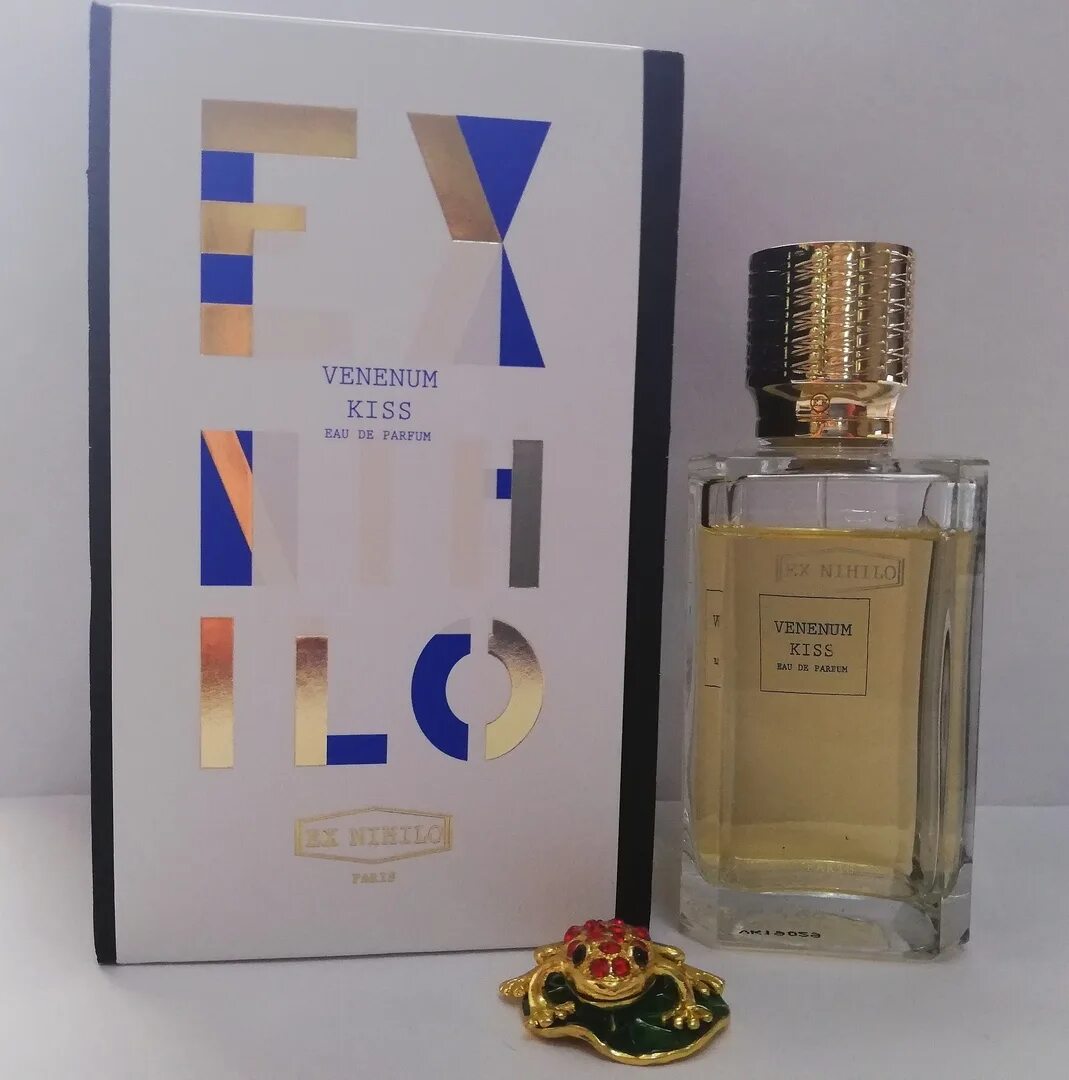 Ex nihilo venenum kiss. Ex nihilo venenum kiss 100 ml. venenum kiss ex nihilo флакон. ядовитый поцелуй экс нихило.