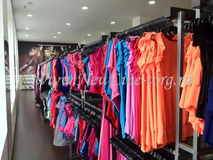 большие магазины женской одежды в спб. магазин одежды и аксессуаров для танцев. лучшие магазины одежды в питере. отдел платьев. костюмер санкт петербург.