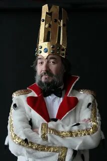 Бурунов в роли короля
