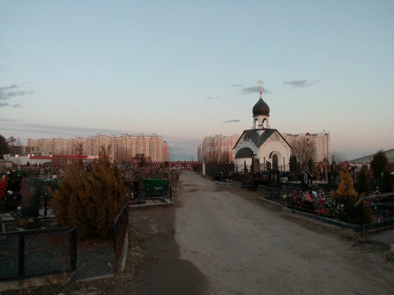 Пыхтинское кладбище москва. Боровское кладбище. Владыкинское кладбище в москве знаменитости. Пыхтинское кладбище схема. Пыхтинское кладбище памятники.