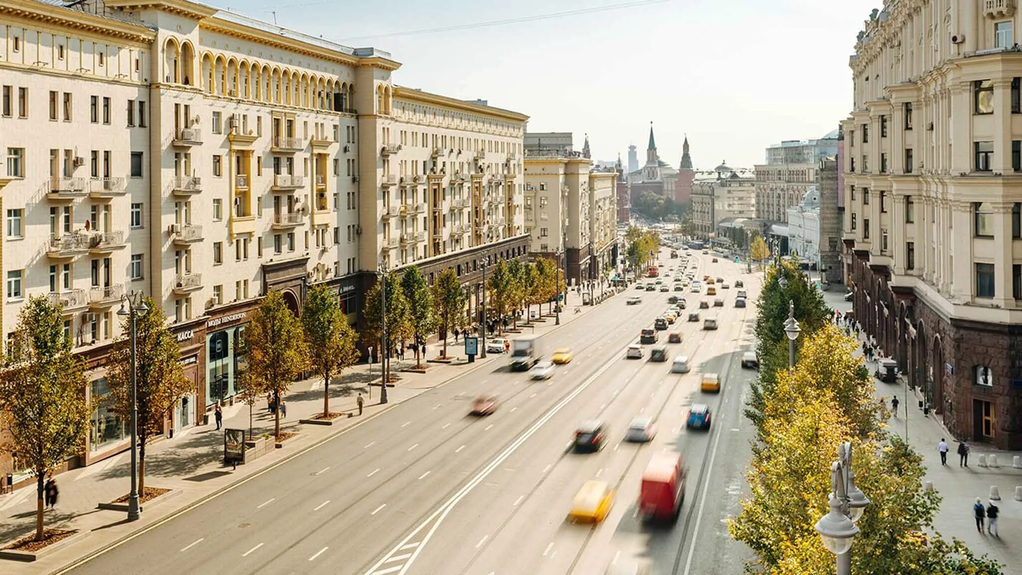 Тверская фото. Тверская улица. Тверской улице в Москве. Tverskaya Street в Москве. Улица Тверская, 1931 год.