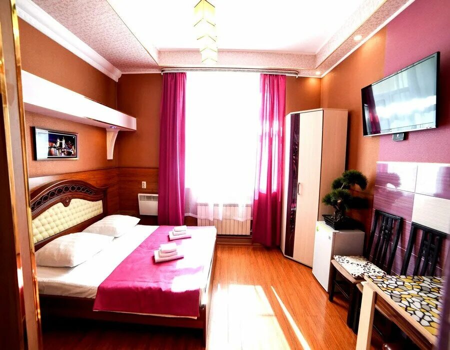 комнаты в улан. красная комната улан -удэ гостиница мадагаскар. комнаты в улан. гостинка с ремонтом на воронова. комнаты в улан.