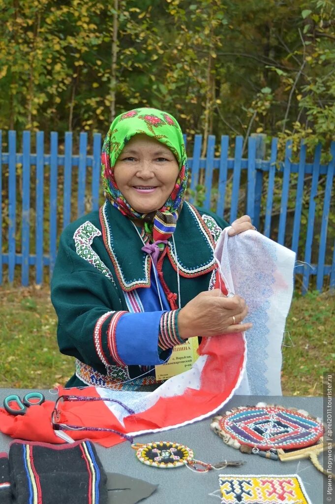 Обско угорские народы. Рукоделие обских угров. Хантыйская повязка. Хантыйская форма. Обские угры.