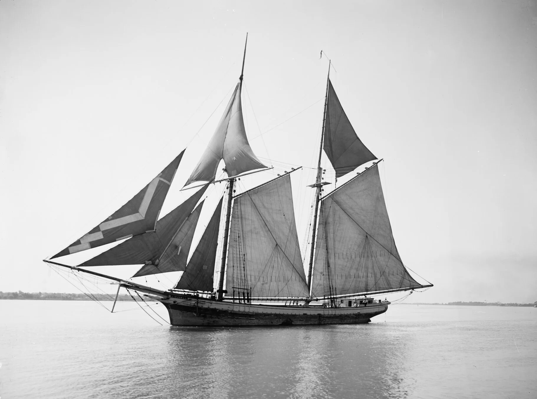 Томас лоусон. Вайоминг корабль деревянный. 3 4 мачтовый быстроходный парусник 19 века. Семимачтовая шхуна томас у лоусон. Шлюп одномачтовый парусный.