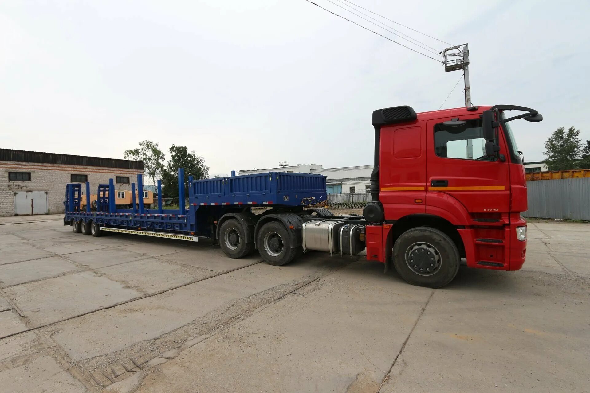 270 тонн. Komatsu we2350. Самосвал белаз 450 тонн. Caterpillar 797b карьерные самосвалы. Самосвал caterpillar 797b.